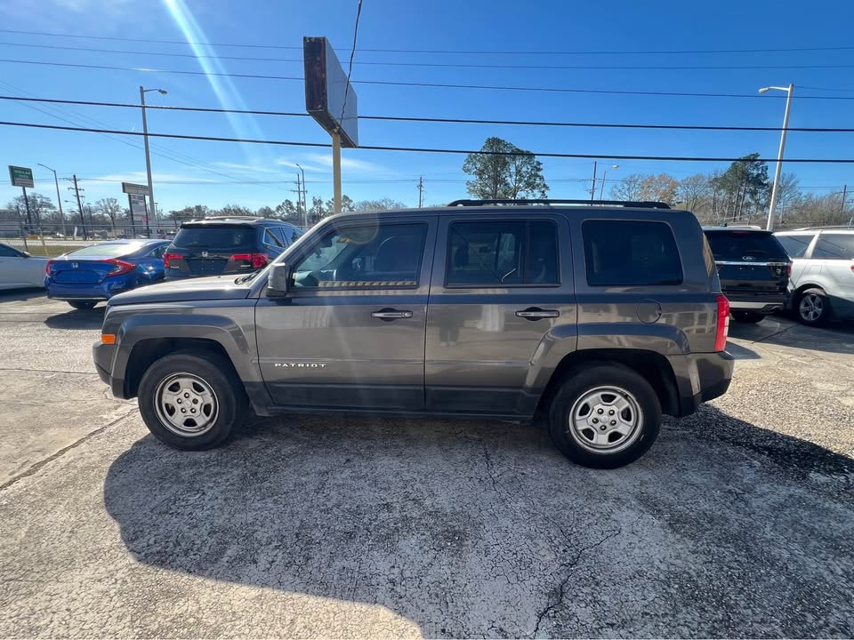 
								2016 Jeep Patriot full									