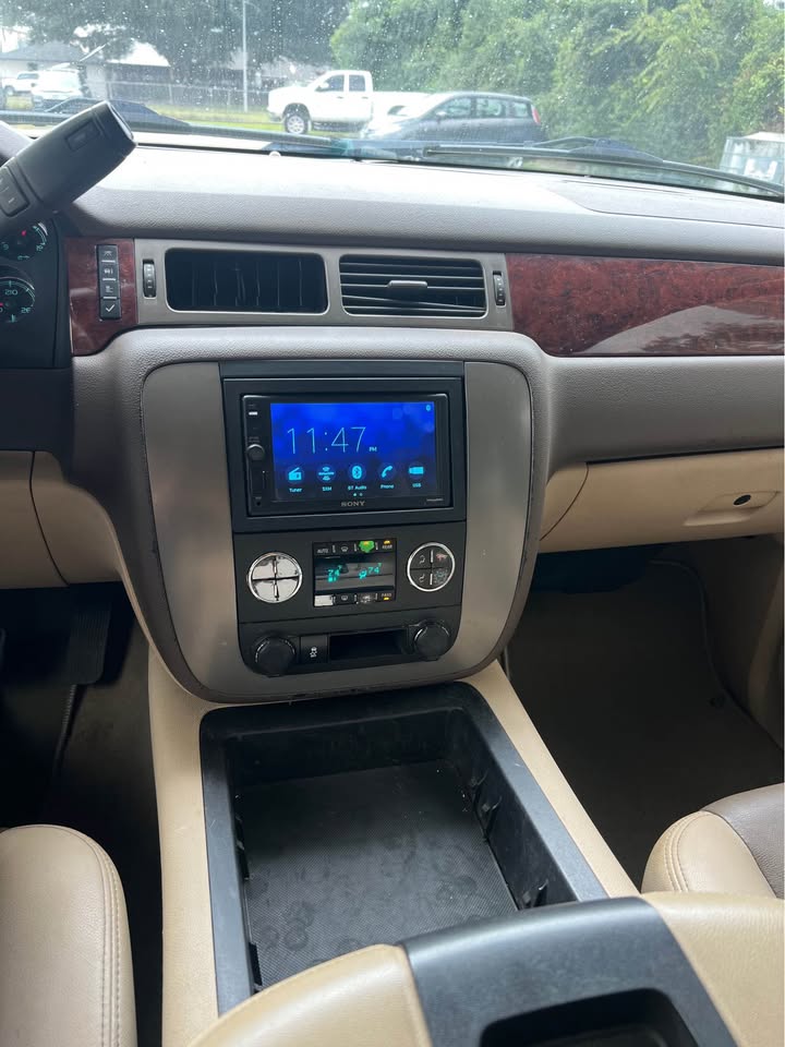 
								2013 GMC YUKON full									