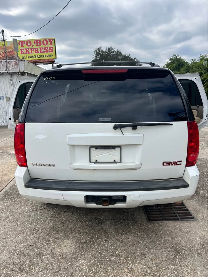 
								2013 GMC YUKON full									