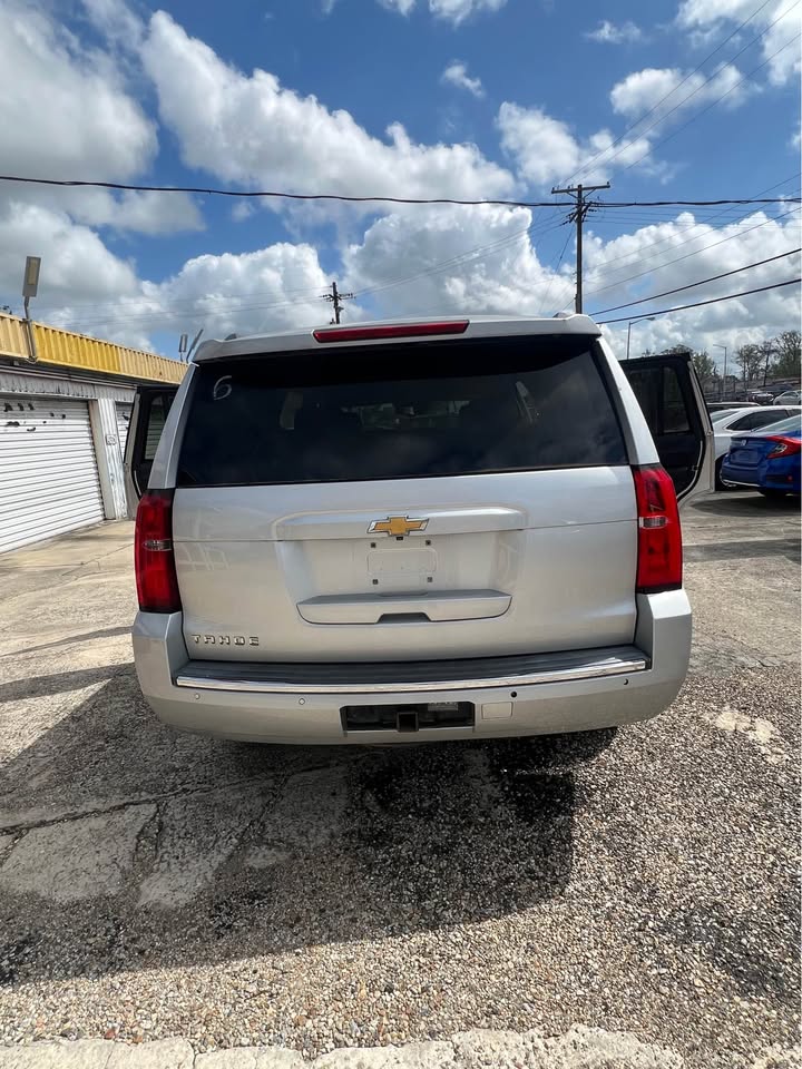 
								2015 Chevrolet Tahoe full									