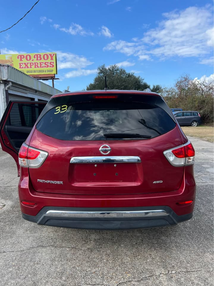 
								2016 Nissan Pathfinder full									