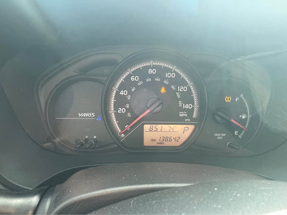 
								2016 Toyota Yaris full									
