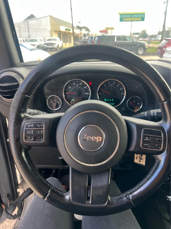 
								2016 Jeep Wrangler full									