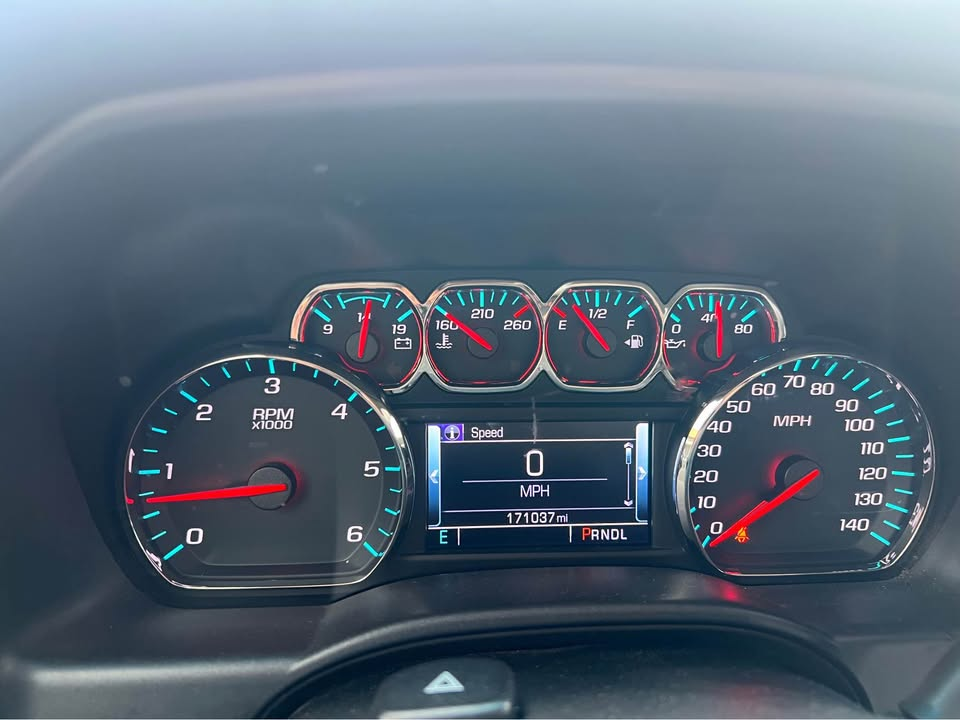 
								2017 Chevrolet Silverado full									