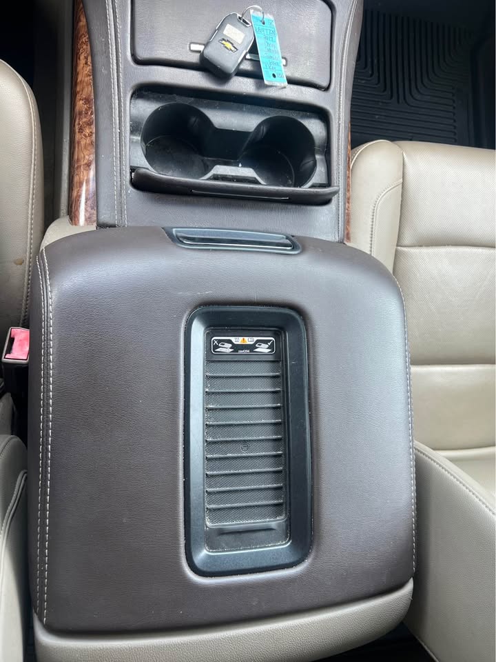 
								2017 Chevrolet Suburban Premier full									