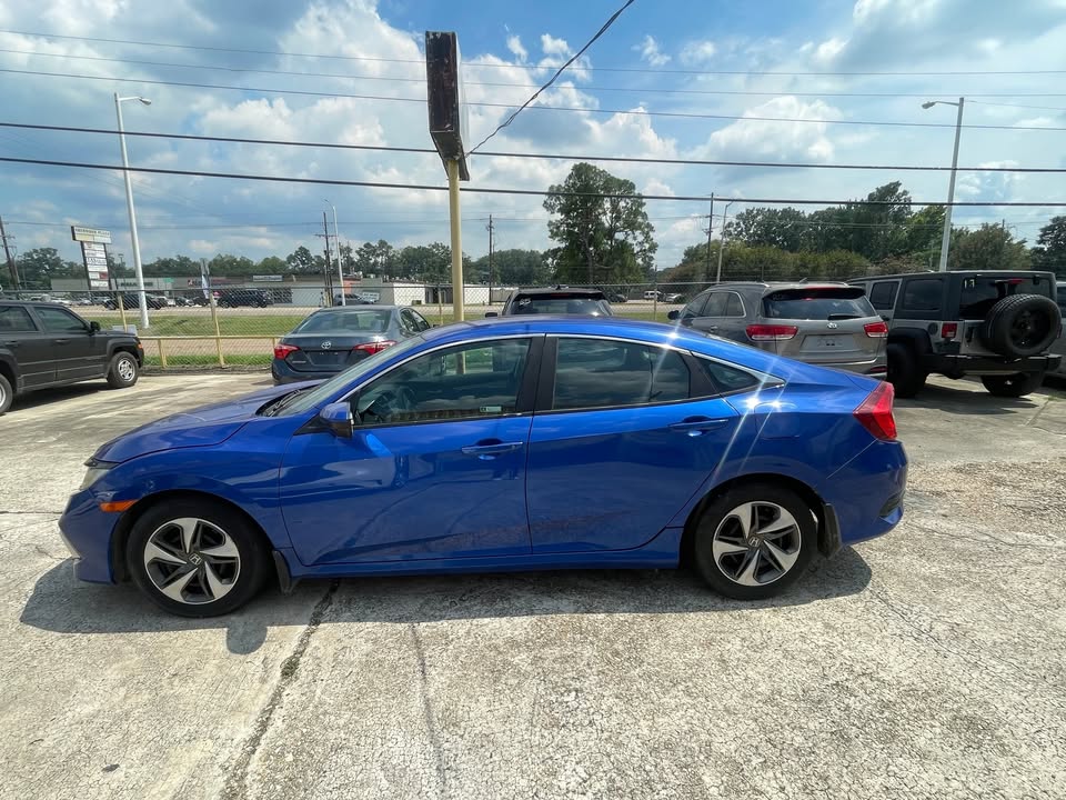 
								2019 Honda Civic full									