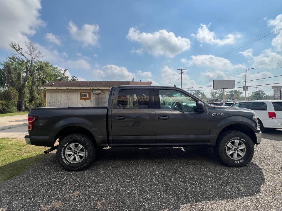 
								2019 Ford F-150 full									