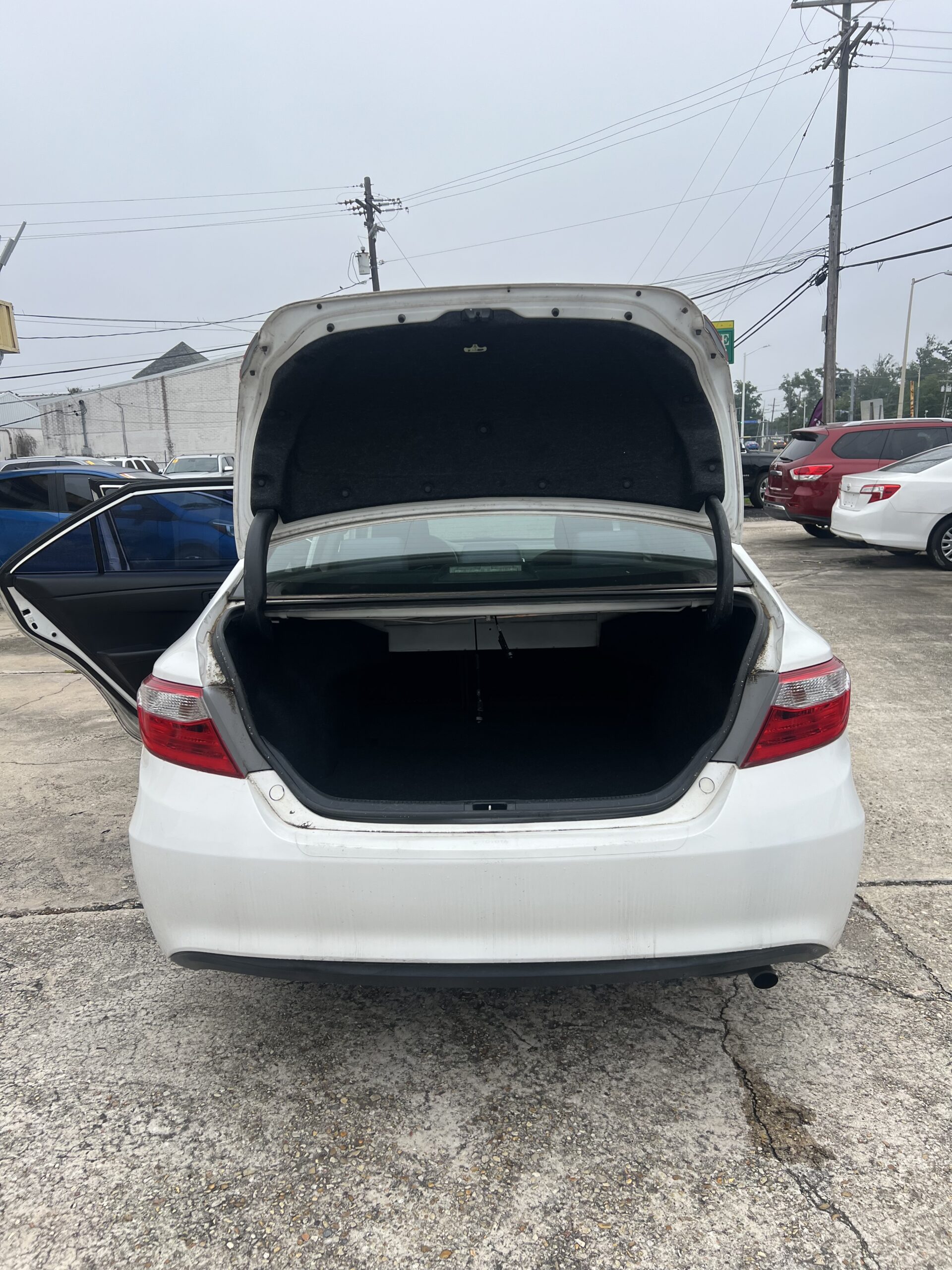 
								2015 Toyota Camry full									