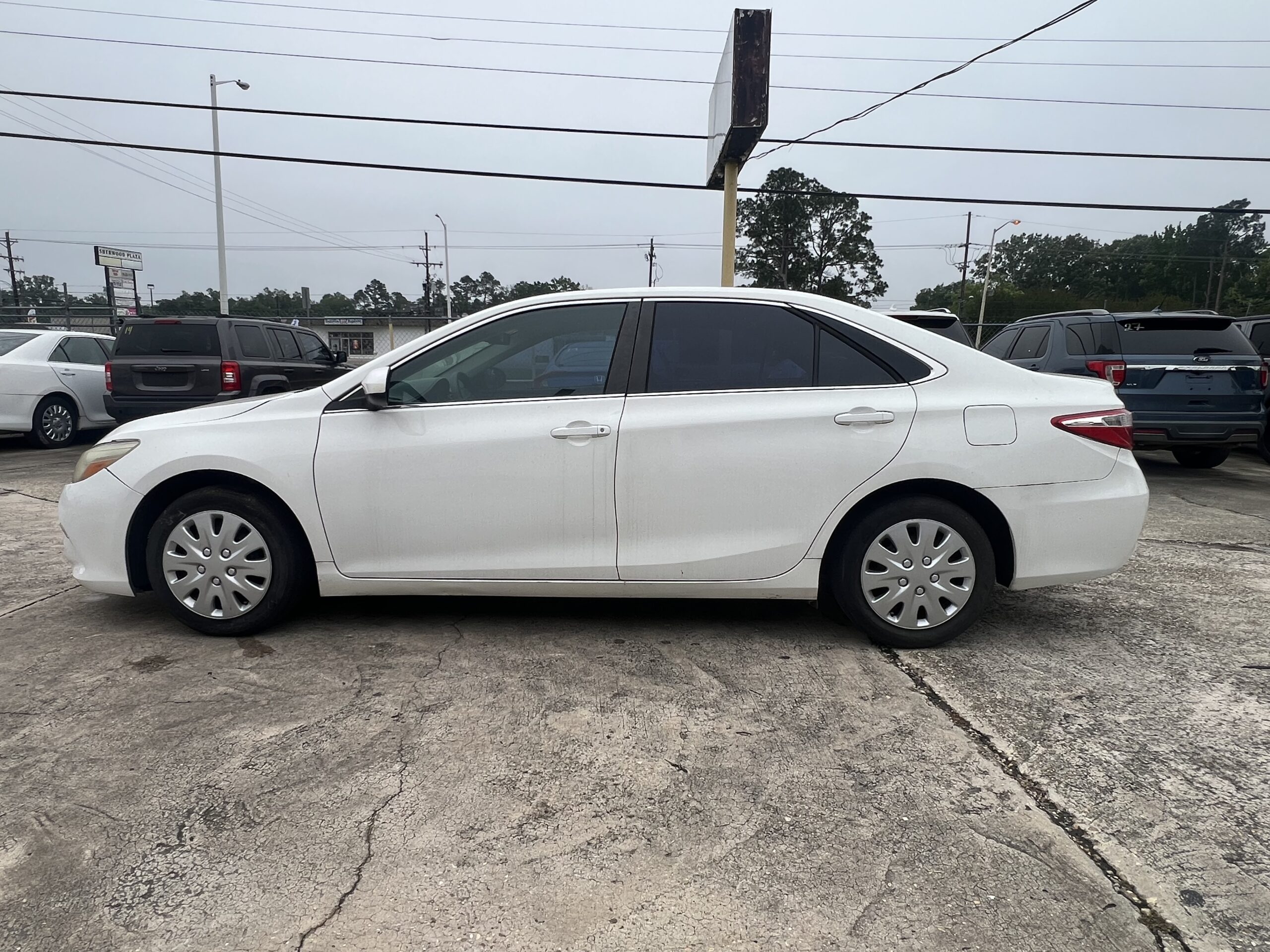 
								2015 Toyota Camry full									