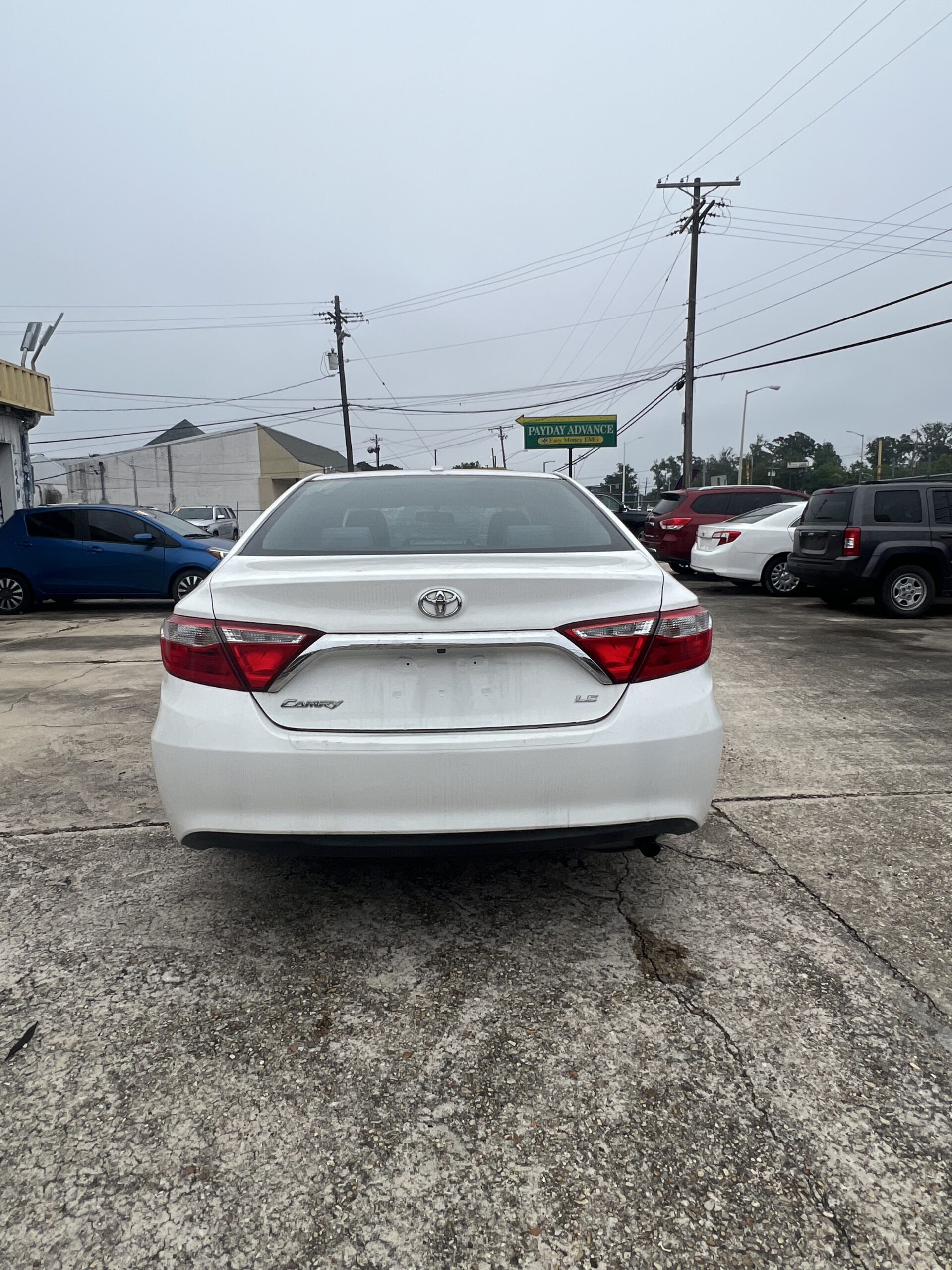 
								2015 Toyota Camry full									