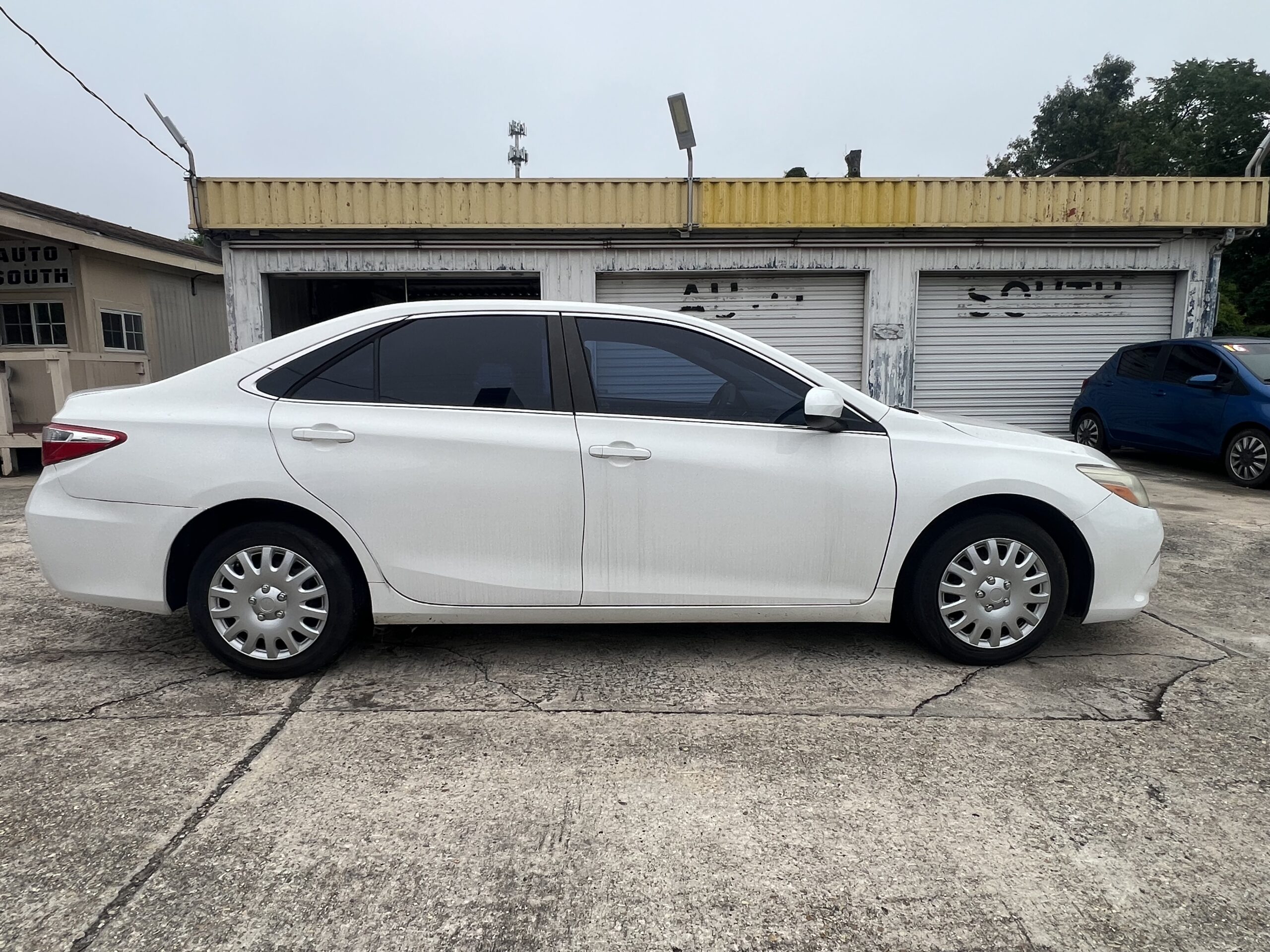 
								2015 Toyota Camry full									