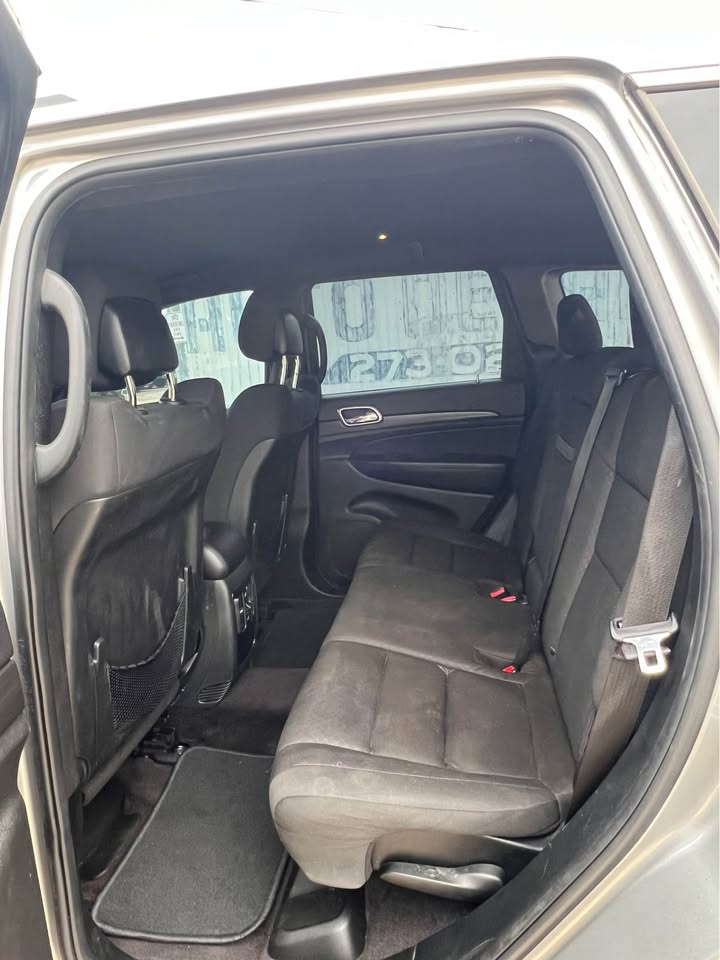 
								2018 Jeep Grand Cherokee full									