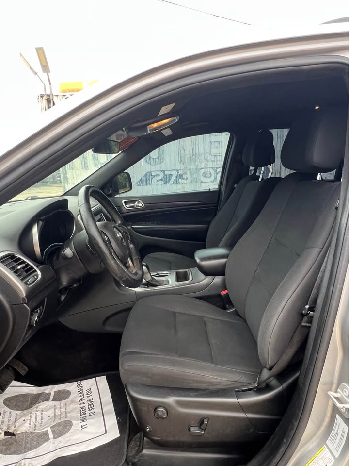 
								2018 Jeep Grand Cherokee full									